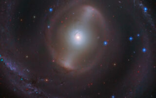 hubble-spots-a-magnificent-barred-galaxy