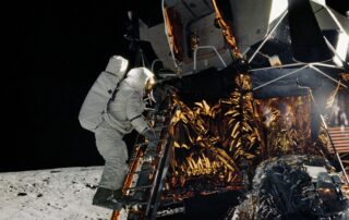 on-this-day:-apollo-12-lands-on-the-moon