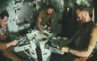 thanksgiving-celebrations-in-space