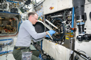 nasa-brings-space-to-new-jersey-classroom-with-astronaut-q&a