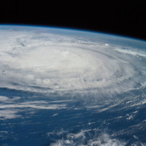 observing-storms-from-skylab