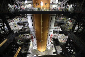 nasa’s-artemis-ii-core-stage-integration-complete-at-kennedy