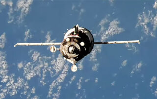 crew-from-nasa,-roscosmos-prepare-to-enter-station-for-research-mission