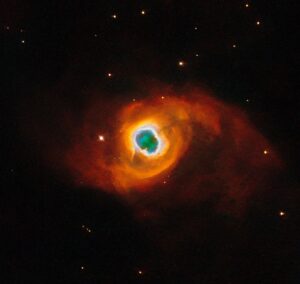 hubble-captures-a-star’s-swan-song