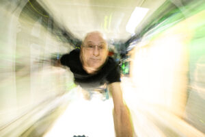 science-meets-art:-nasa-astronaut-don-pettit-turns-the-camera-on-science