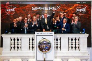 new-york-stock-exchange-welcomes-nasa’s-spherex-team