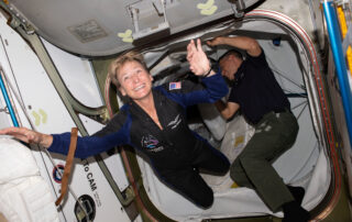 ax-4-“go”-for-wednesday-launch;-station-crew-keeps-up-research,-videography