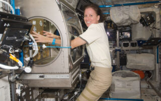 nasa-astronaut-shannon-walker-retires