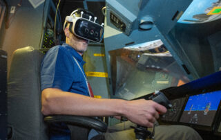 nasa-tests-mixed-reality-pilot-simulation-in-vertical-motion-simulator