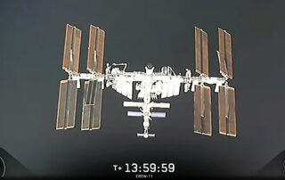 crew-11-docks-to-station-aboard-spacex-dragon