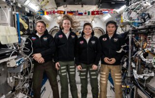 nasa,-spacex-stand-down-on-crew-10-undocking