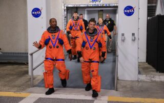 artemis-ii-crew-train-for-night-launch-scenarios-at-kennedy-space-center