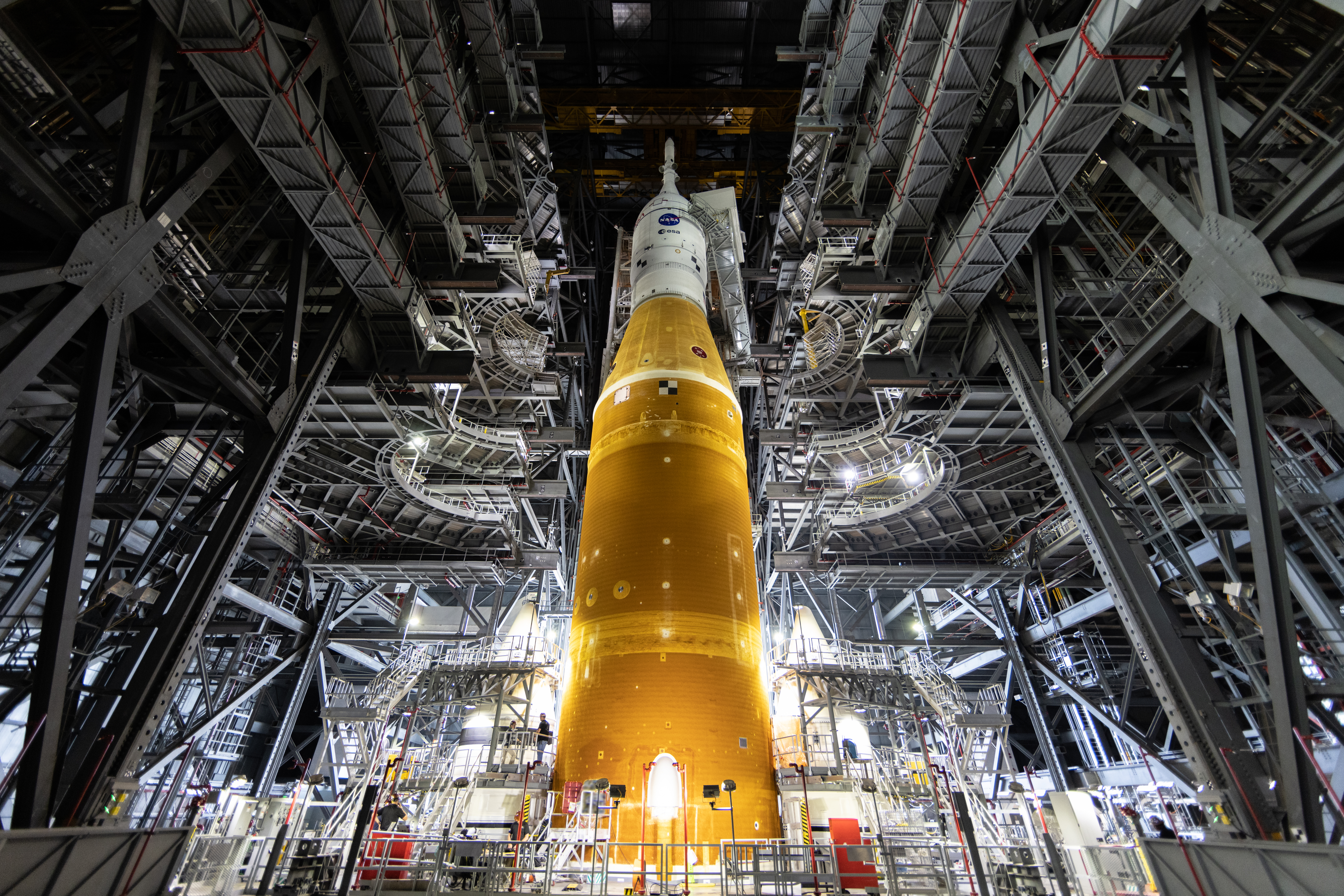 nasa-invites-media-to-view-artemis-moon-rocket,-spacecraft-at-kennedy