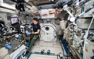 nasa’s-astrobee-robots-advance-through-strategic-partnership