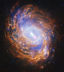 nasa-telescopes-view-spiral-galaxy