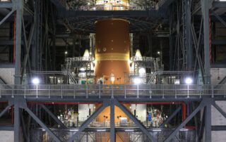 artemis-ii-orion-spacecraft-stacked