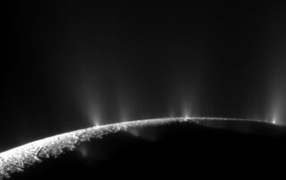 newly-found-organics-in-enceladus’-plumes