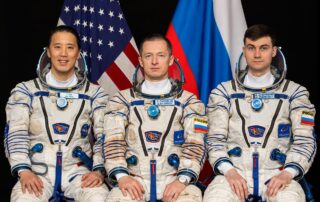 hatches-closed,-crew-inside-soyuz-ready-to-depart