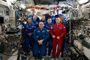 brain-research,-heart-health-wrap-up-work-week-aboard-station