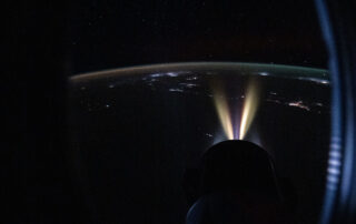 nasa,-spacex-crs-33-dragon-boost-space-station