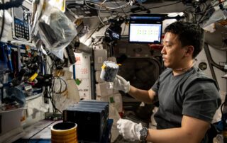 out-of-this-world-discoveries:-space-station-research-in-2025