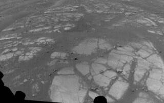 video:-perseverance-rover’s-view-of-crater-rim-drive