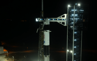 crew-12:-access-arms-retracts