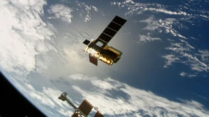 canadian-robotic-arm-releases-japan’s-spacecraft-for-departure