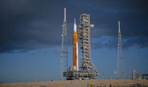 nasa’s-artemis-ii-rocket arrives-at launch-pad 39b