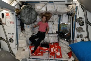 cargo-headed-to-station,-week-begins-with-science-prep-and-maintenance