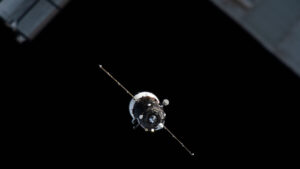 expedition-74-works-health-research-and-cargo-operations-on-thursday