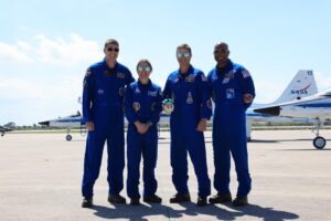 artemis-ii-crew-arrives-at-launch-site,-shares-moon-mascot