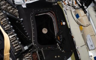 artemis-ii-flight-day-6:-crew-ready-for-lunar-flyby