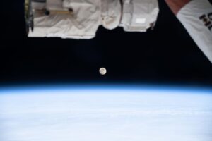 crew-kicks-off-week-prepping-for-cygnus-cargo-mission