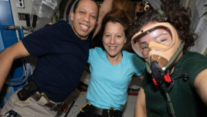 busy-day-of-space-science-and-lab-maintenance-greets-station-crew