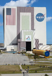 artemis-iii-moon-rocket-core-stage-on-the-move