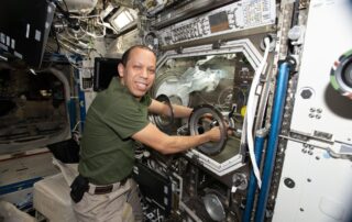 bacteria,-cartilage,-and-metal-tops-tuesday’s-research-aboard-station