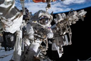 spacewalkers-continuing-canadarm2-robotic-arm-repairs
