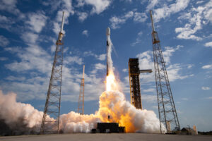 robotic-servicing-mission-launches-with-nasa-support