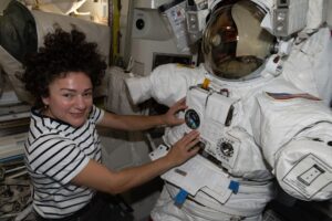spacewalk-preps,-bioprinting,-and-exercise-research-top-station-schedule