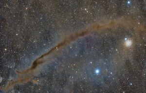 apod:-2026-july-31-–-ngc-4372-and-the-dark-doodad
