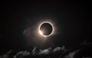 apod:-2026-august-14-–-total-solar-eclipse-from-greenland