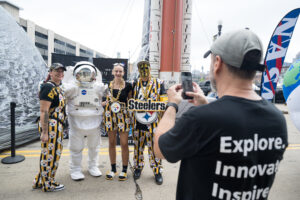 nasa-kicks-off-inspiration-tour-with-steelers-vs.-falcons-game